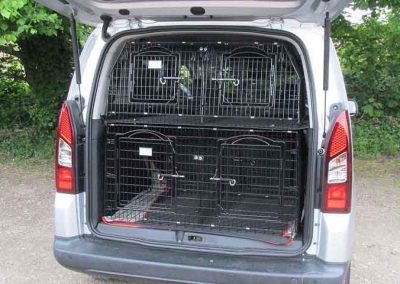 dog crates berlingo West Sussex